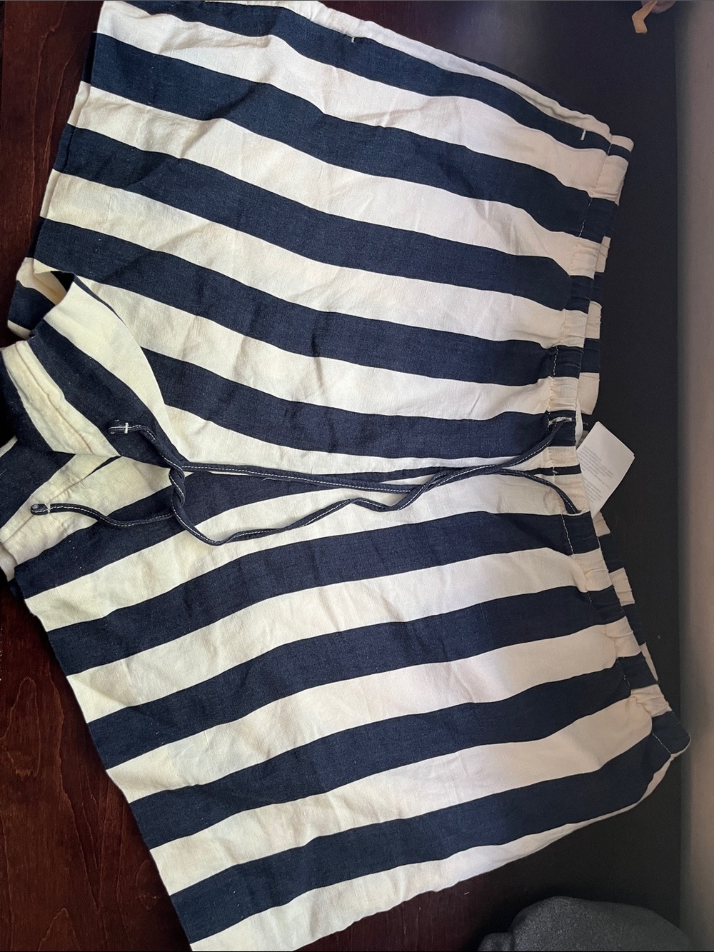 H&M cream and navy striped shorts with pockets size medium